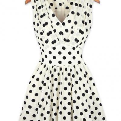 Black white polka dot dress